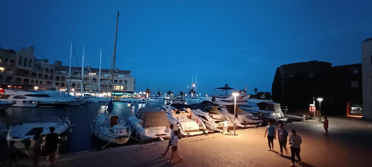 La Gavine Studio Vue Mer Hyères المظهر الخارجي الصورة